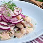 Як засолити оселедець у домашніх умовах