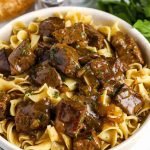 Ніжна яловичина з локшиною